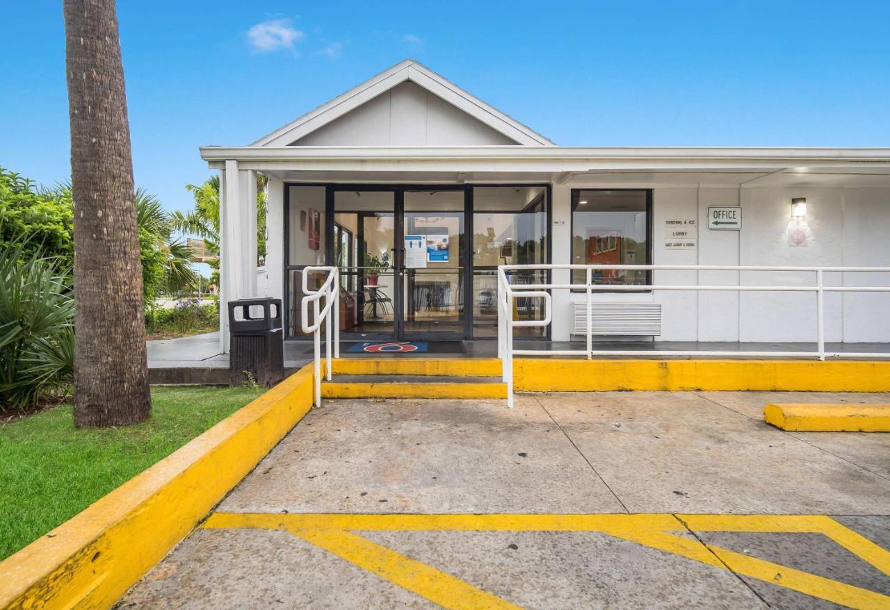 Motel 6-Fort Myers, Fl North Fort Myers Eksteriør billede